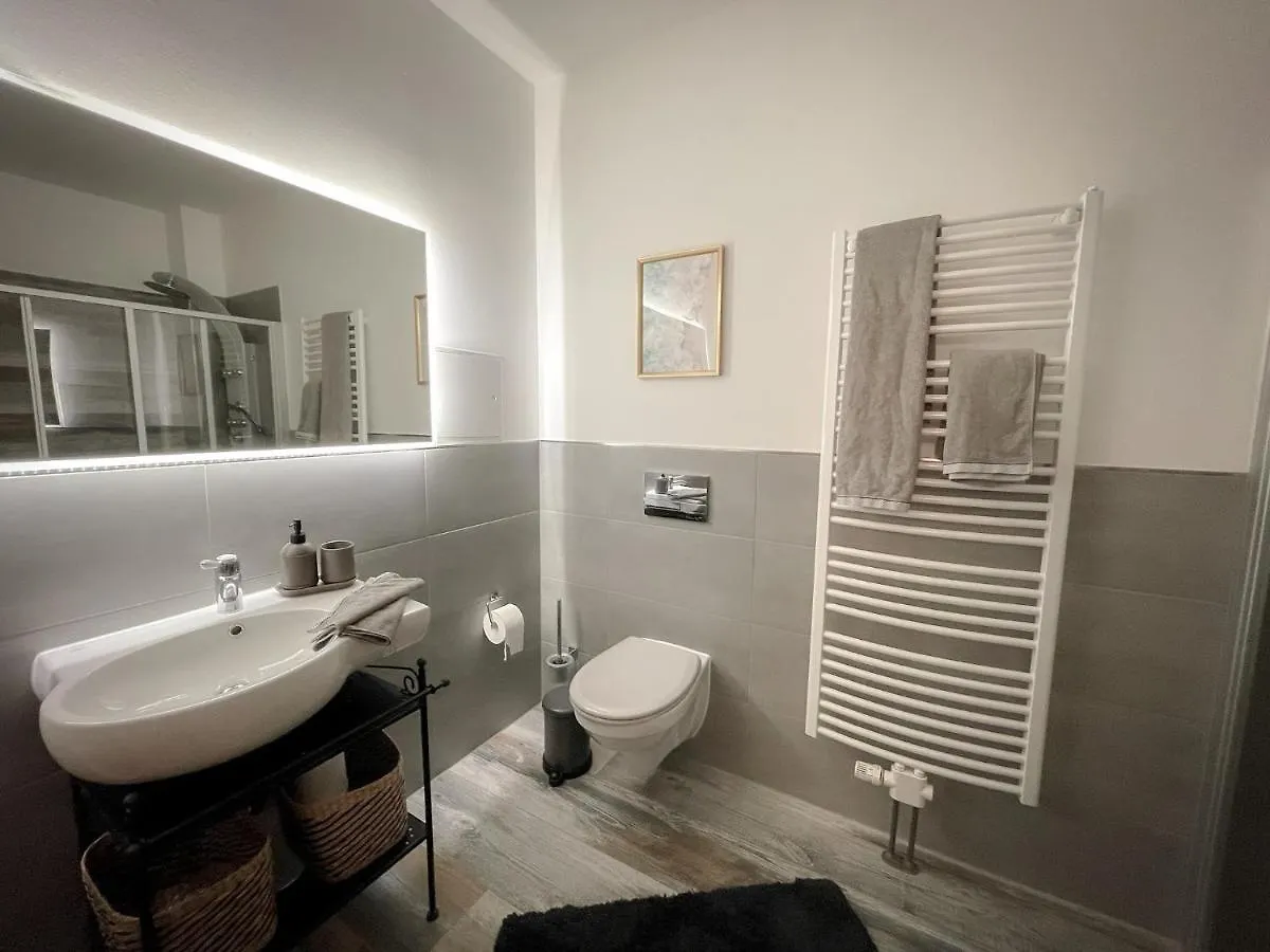 New Deluxe Studio Apartment In Quiet Back House Dresden
