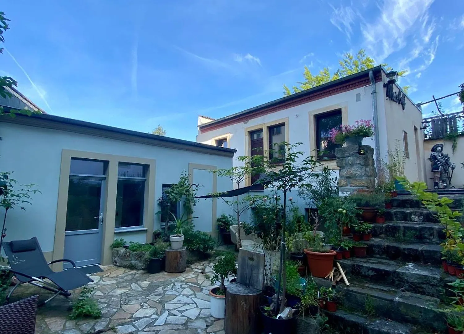 New Deluxe Studio Apartment In Quiet Back House Dresden